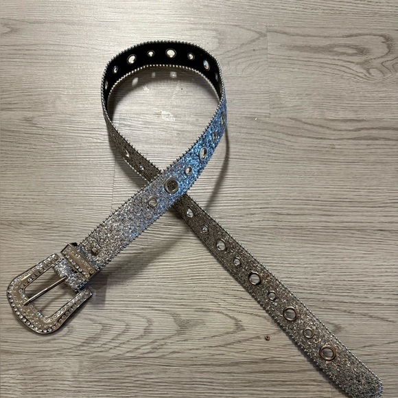 Silver Rhinestone Embellished Belt - Picture 2 of 7